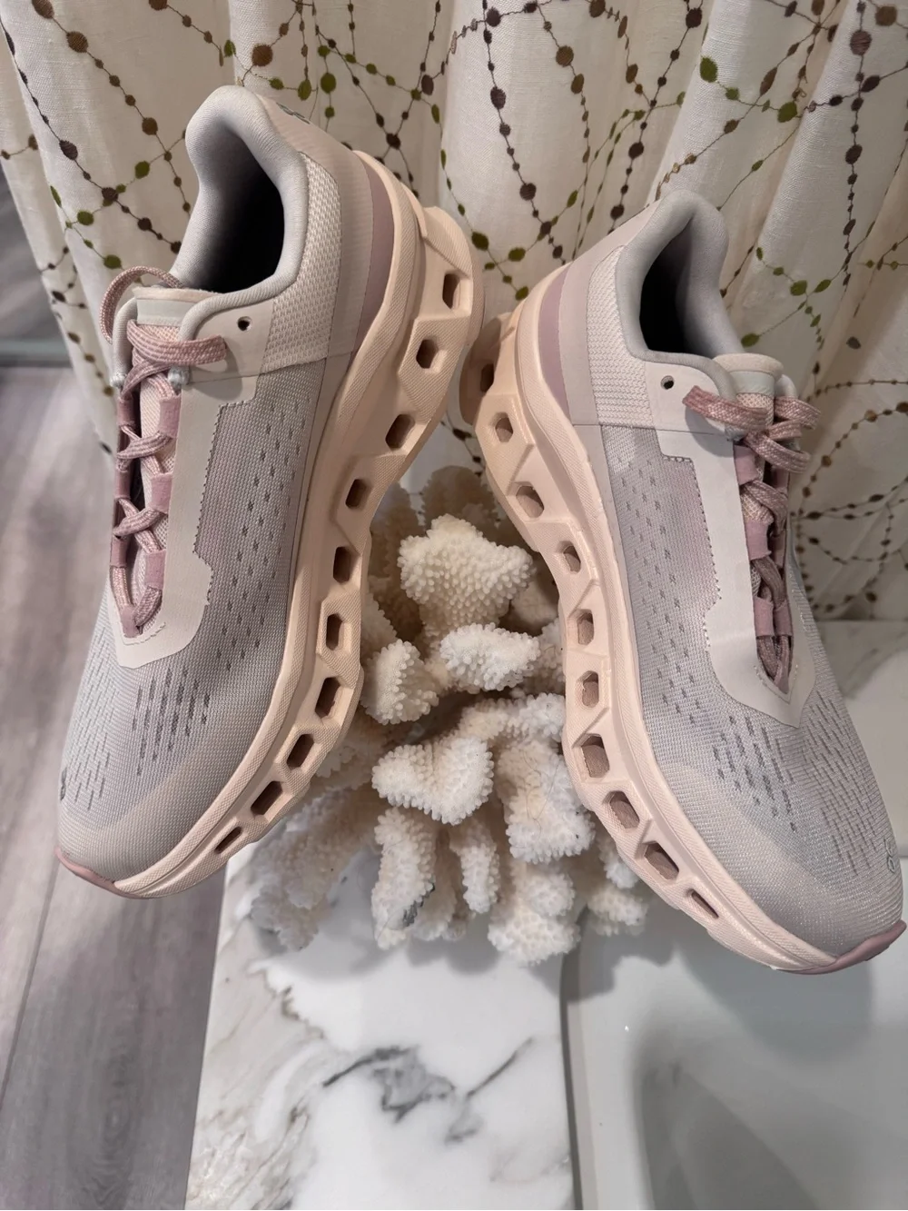 On cloud blush Women's Sneakers-9